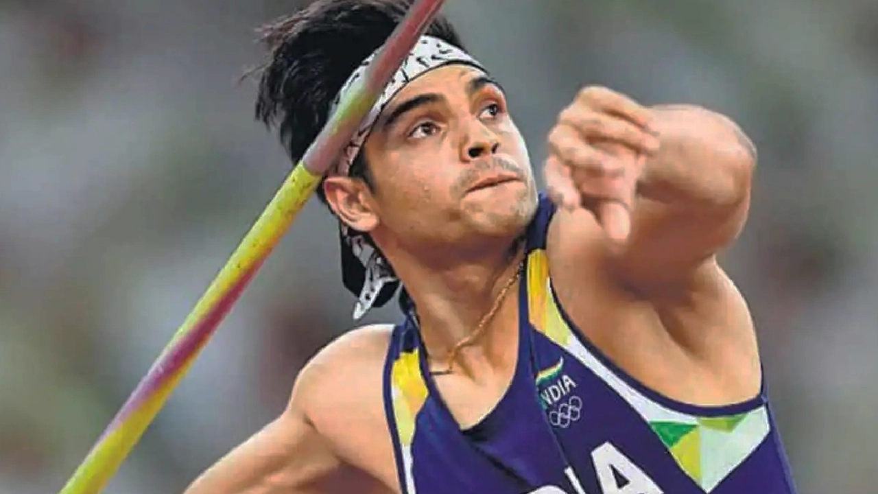 neeraj-chopra-real-hero-moment-fan-surprise-gift