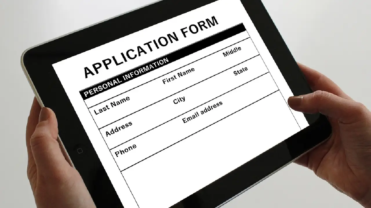 tech-students-job-post-400-india