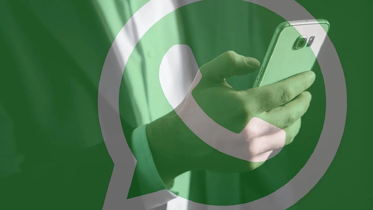 whatsapp-hidden-feature-camera-se-dp-lagane-ka-tareeka